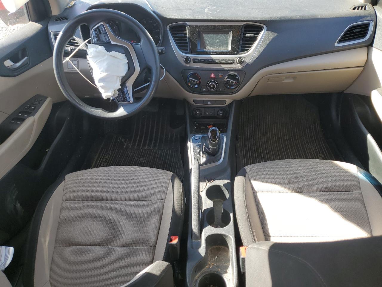 3KPC24A37JE021122 2018 Hyundai Accent Se