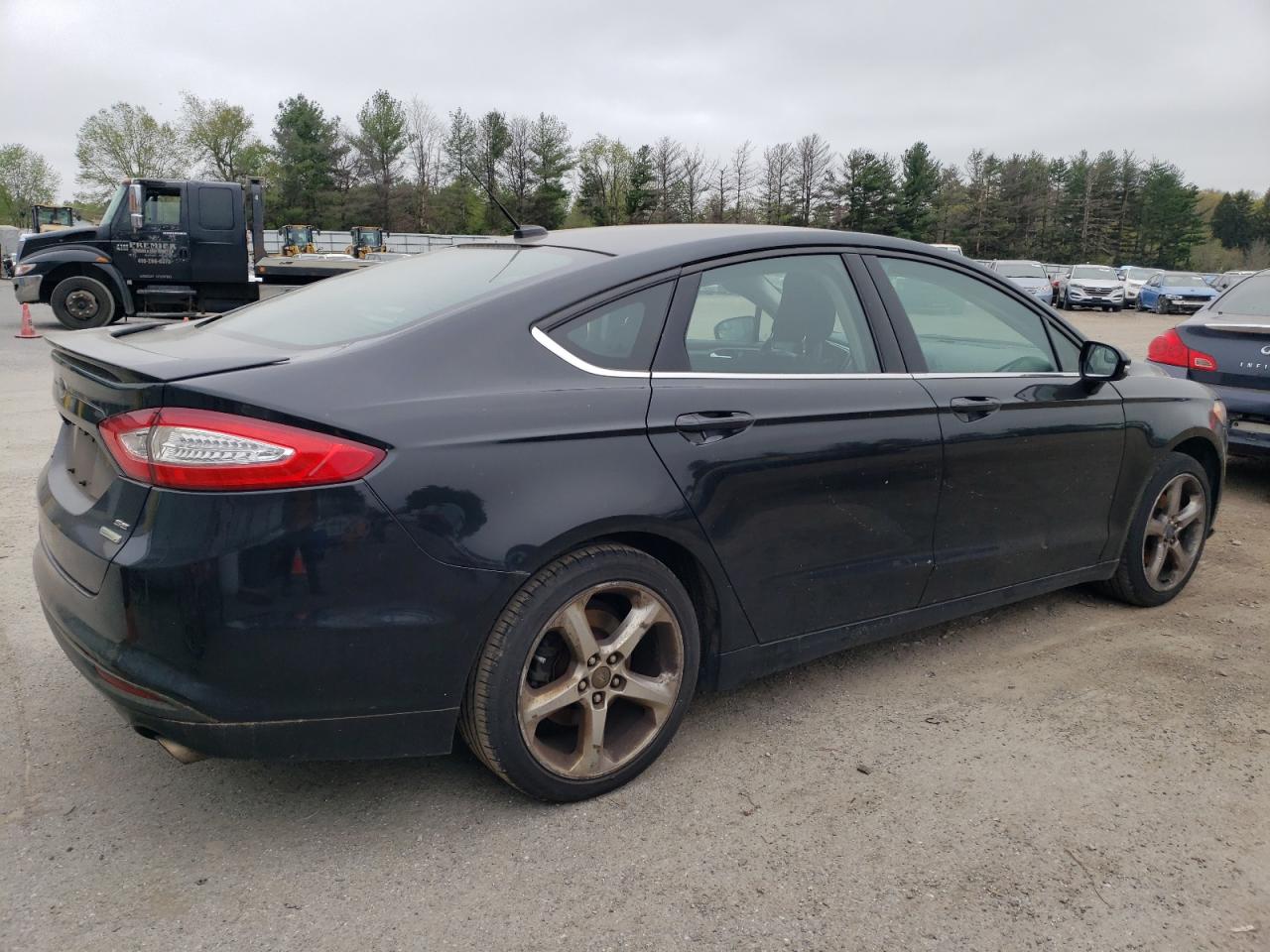 1FA6P0HD2E5370217 2014 Ford Fusion Se