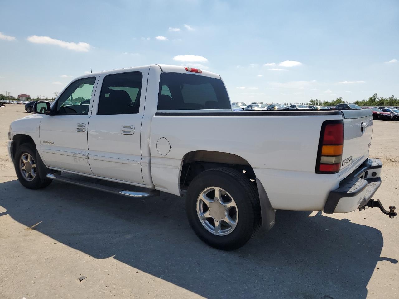 2GTEK63N051193773 2005 GMC Sierra K1500 Denali