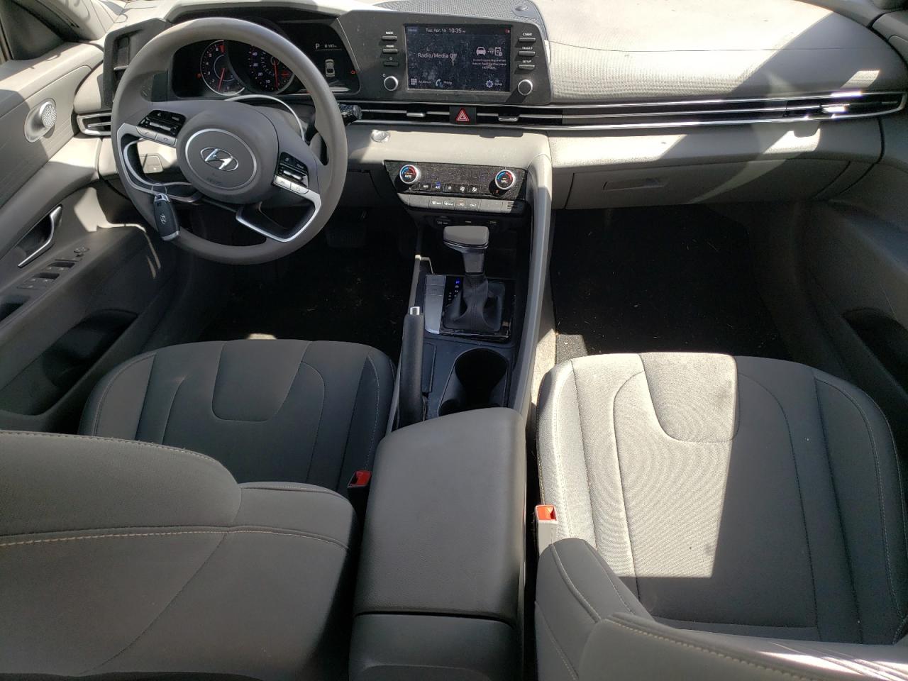 5NPLM4AG4NH070616 2022 Hyundai Elantra Sel