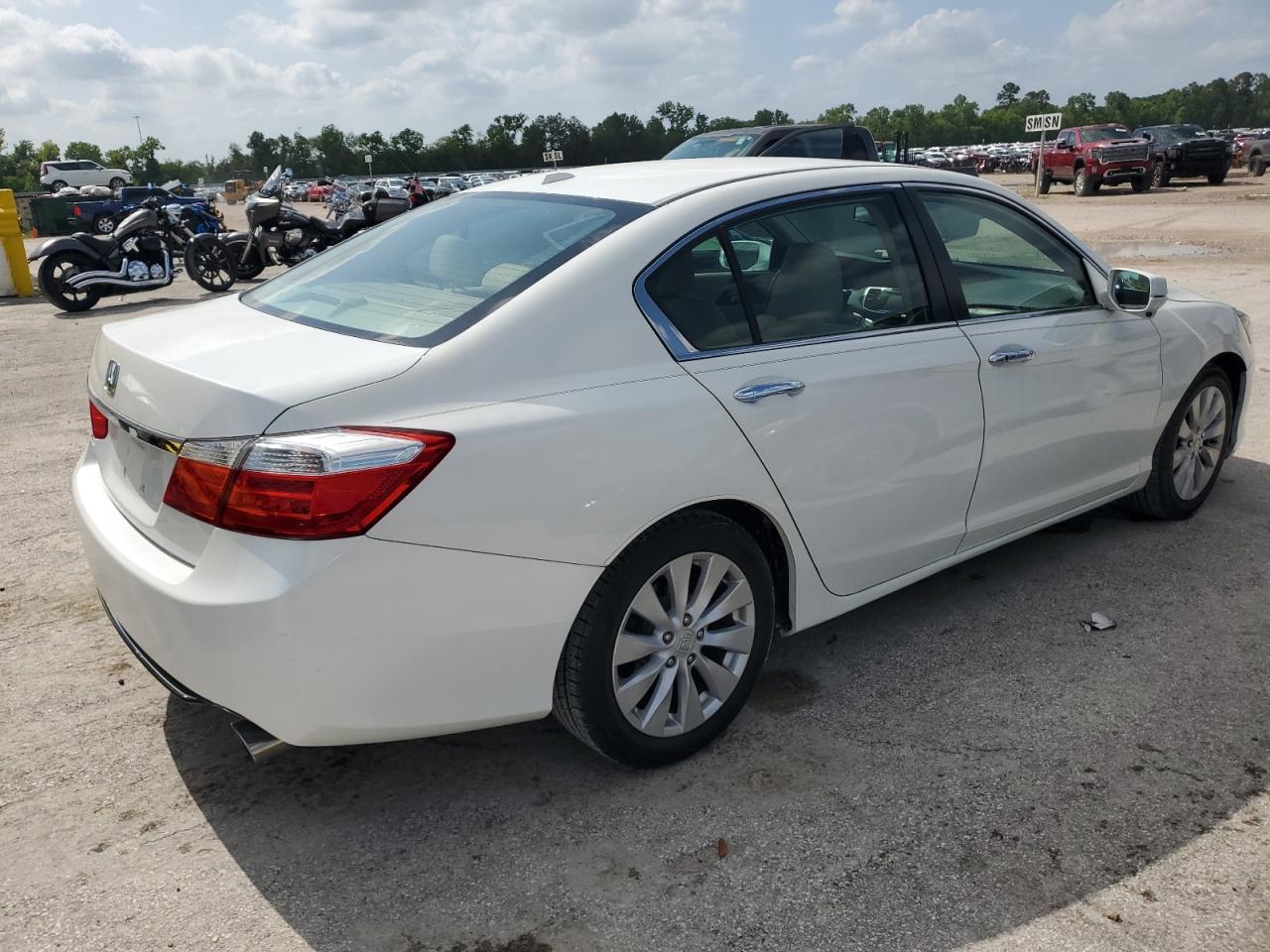 2015 Honda Accord Exl vin: 1HGCR2F84FA052442