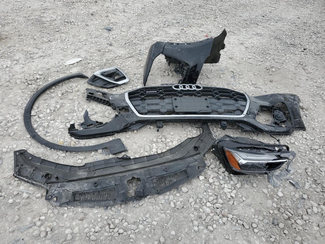 WA1GAAFY6N2090825 2022 Audi Q5 Premium 45