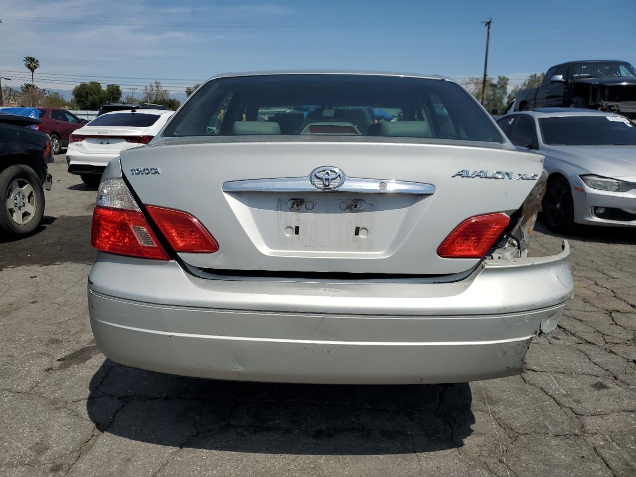 4T1BF28B13U284627 2003 Toyota Avalon Xl