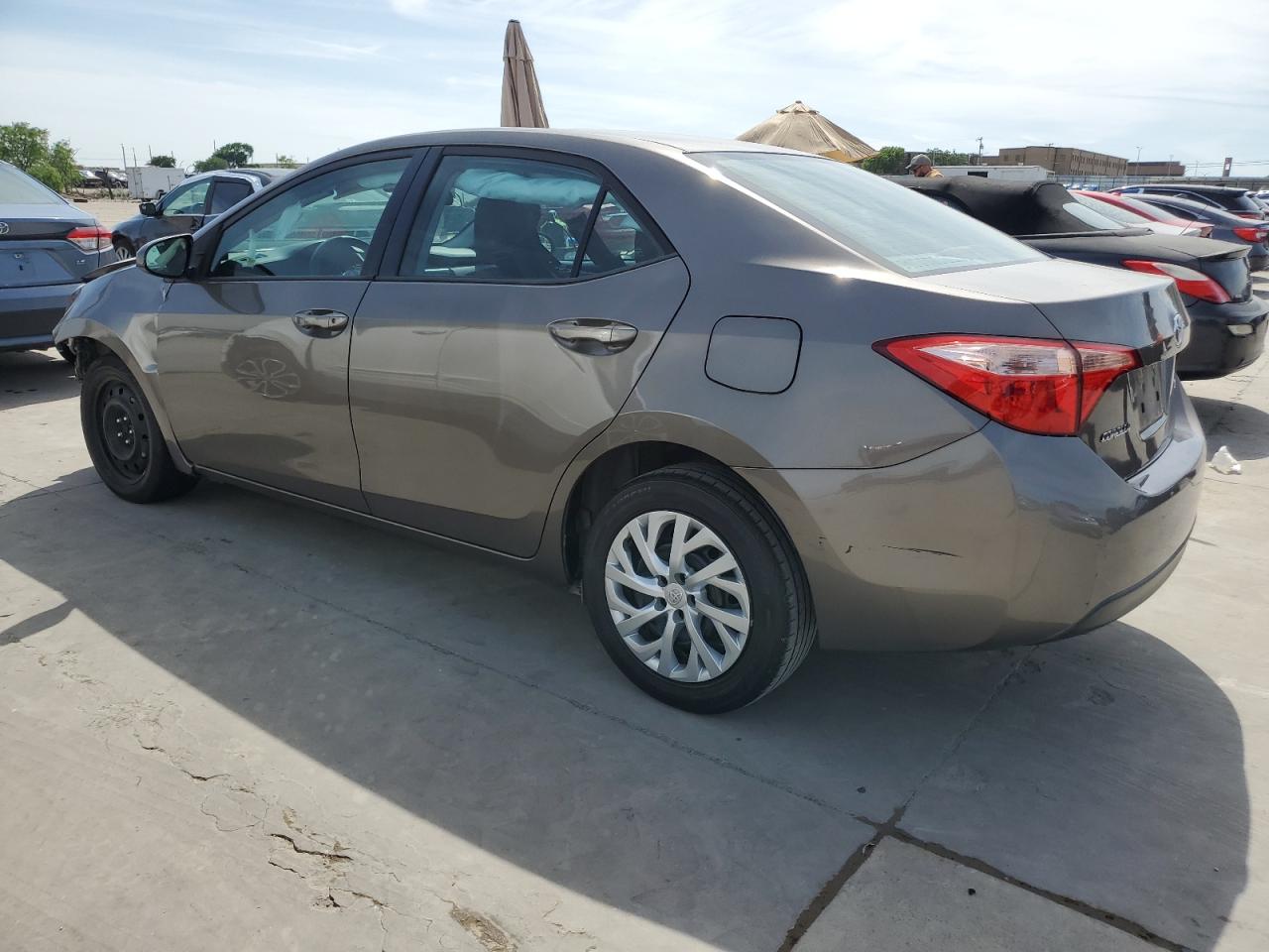 2017 Toyota Corolla L vin: 5YFBURHE4HP706505