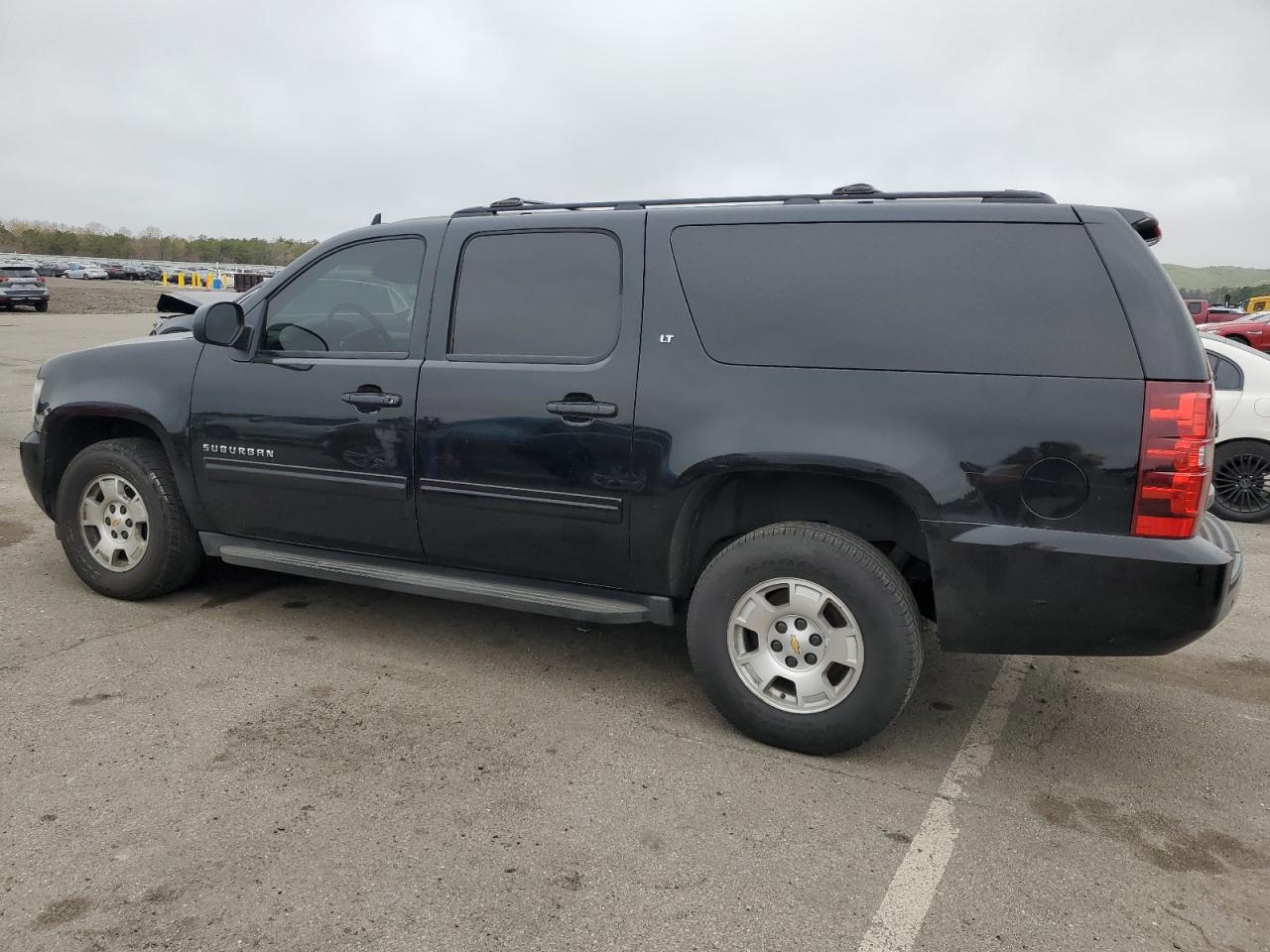 2014 Chevrolet Suburban K1500 Lt vin: 1GNSKJE73ER186304