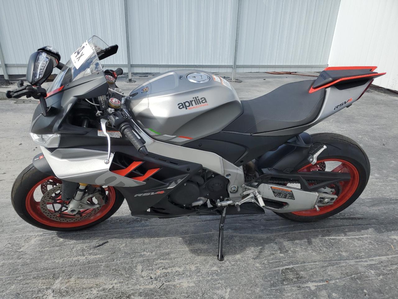 ZD4KYUA0XPS000730 2023 Aprilia Rsv4 1100