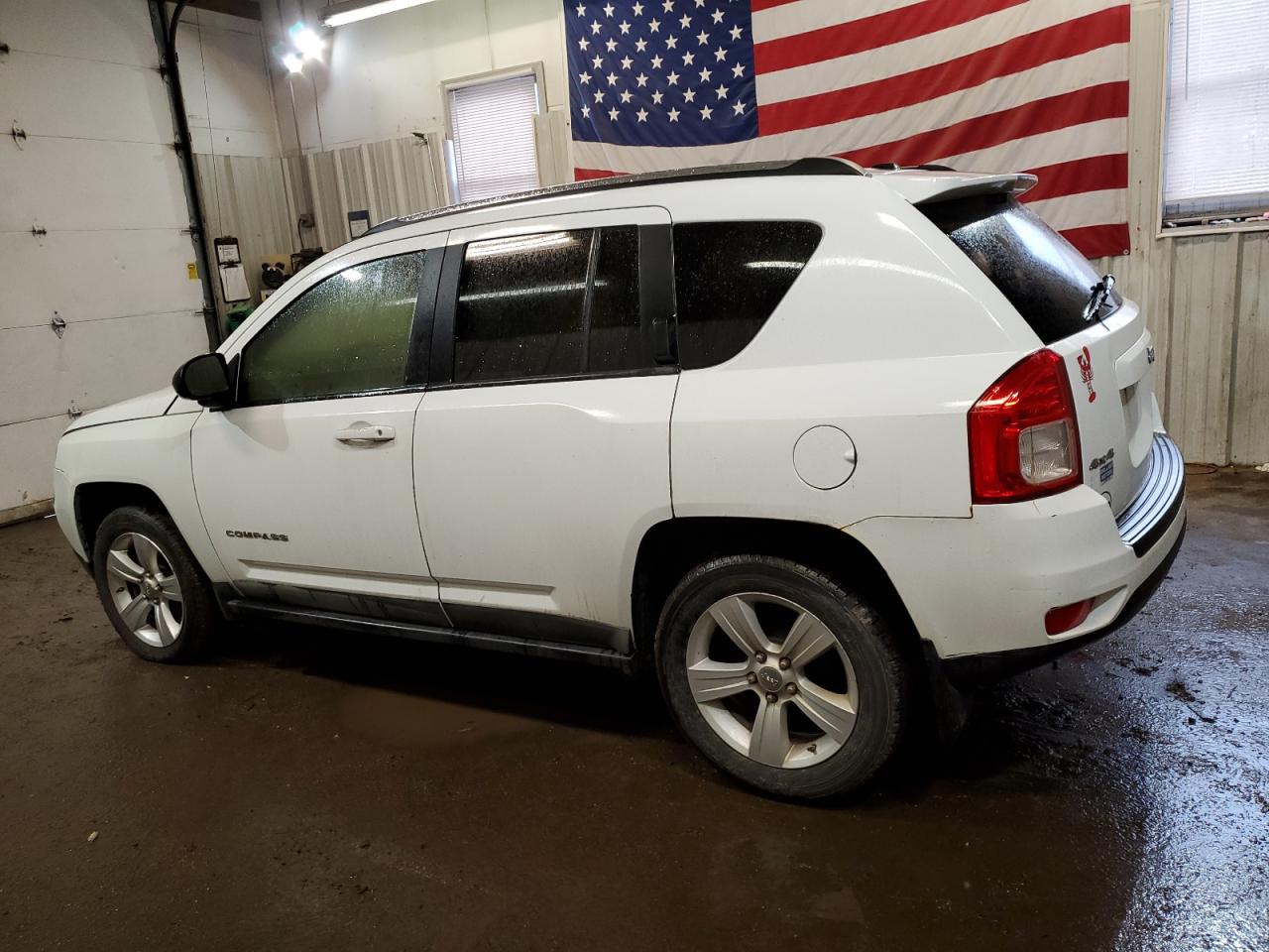 1J4NF1FB2BD134274 2011 Jeep Compass Sport