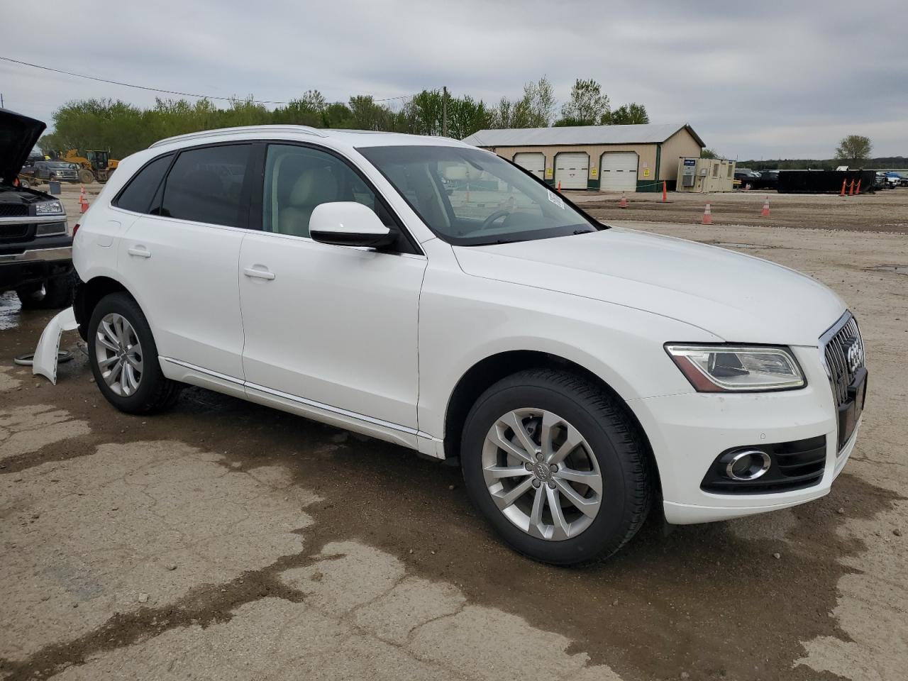 WA1LFAFP8DA024983 2013 Audi Q5 Premium Plus