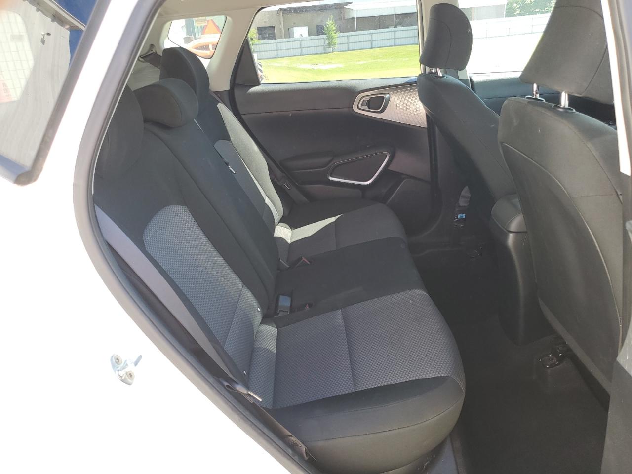 KNDJ23AU8M7136939 2021 Kia Soul Lx