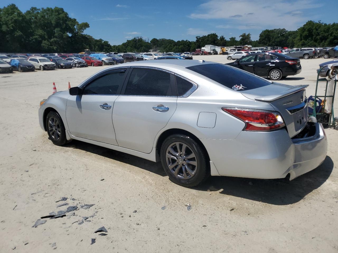 1N4AL3AP4FN922099 2015 Nissan Altima 2.5