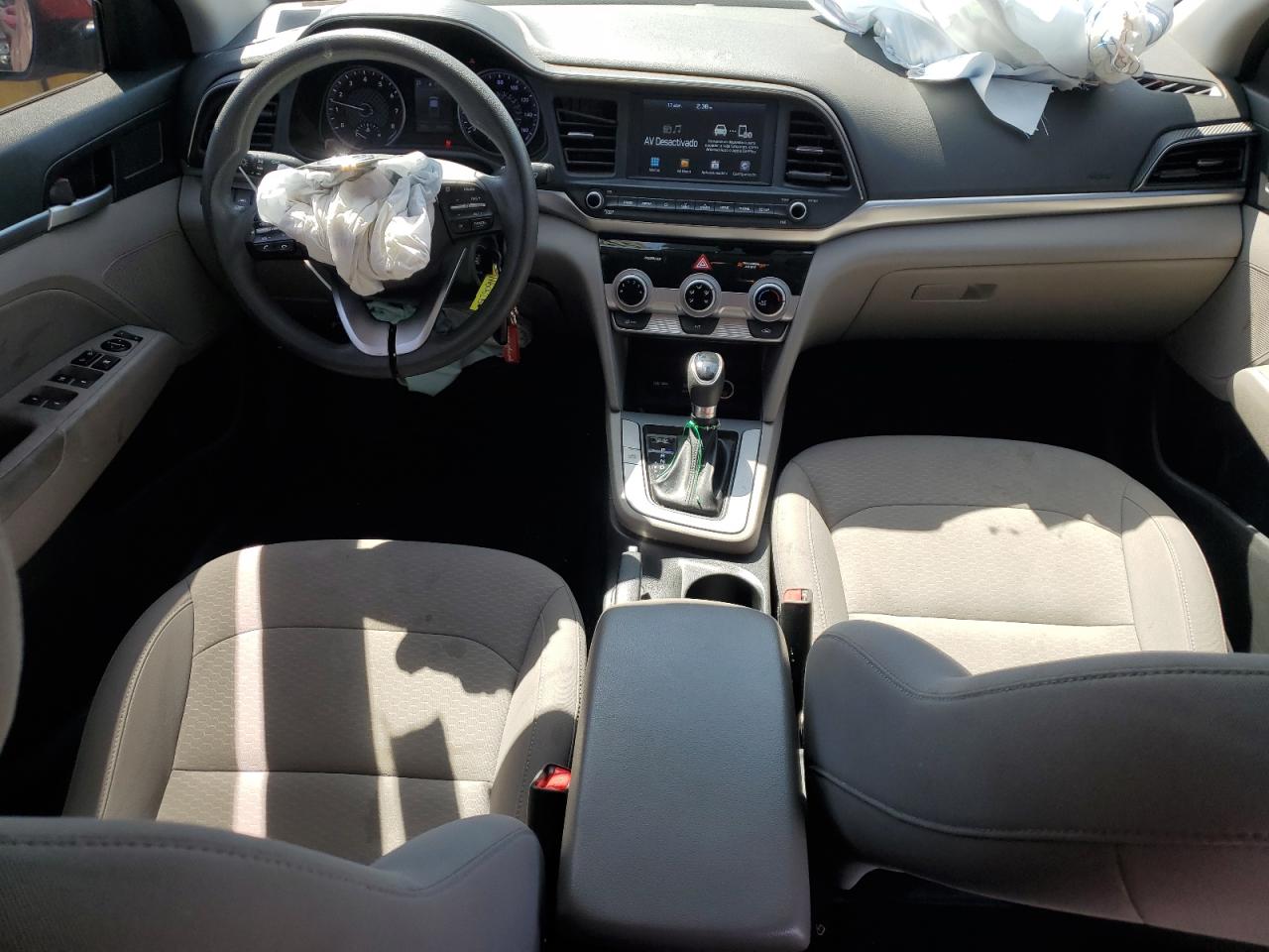 KMHD84LF1KU768000 2019 Hyundai Elantra Sel