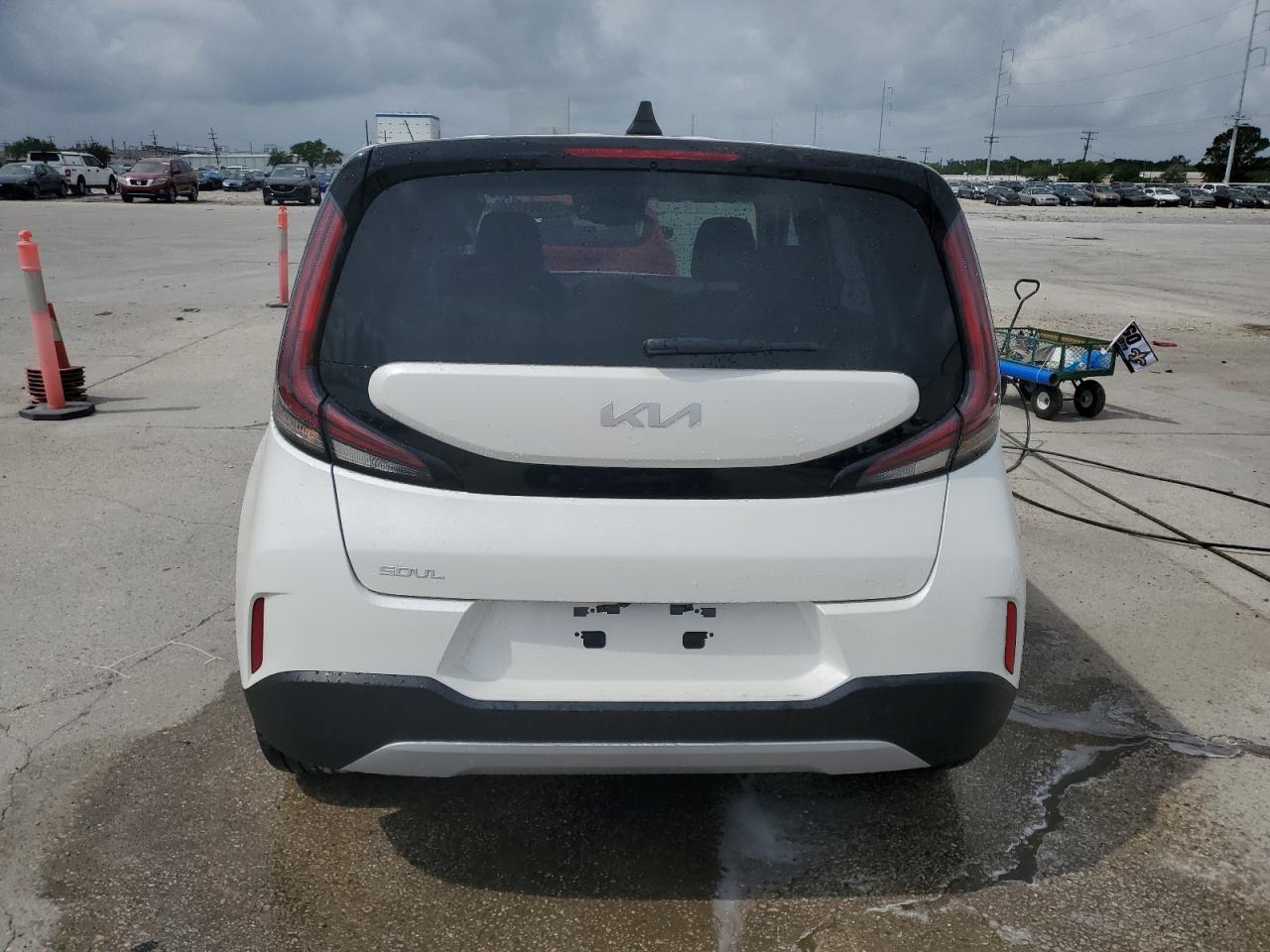 KNDJ33AU8R7899466 2024 Kia Soul Ex