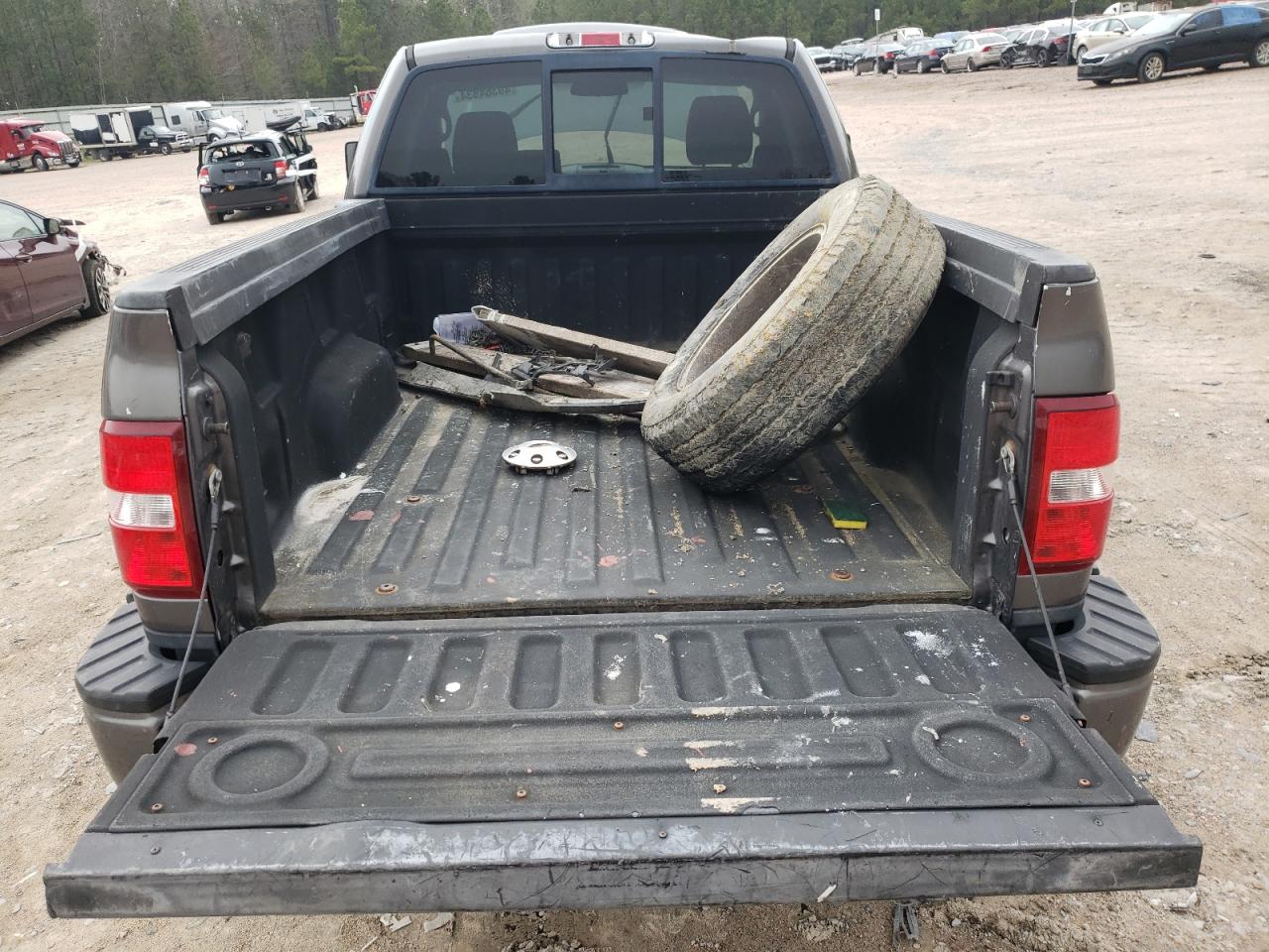 1FTRF02276KD07585 2006 Ford F150