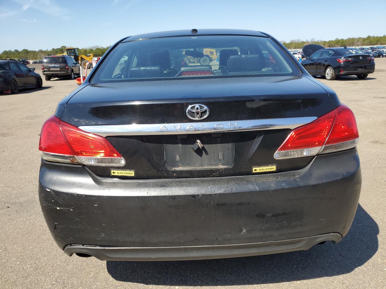 4T1BK3DB0BU416573 2011 Toyota Avalon Base