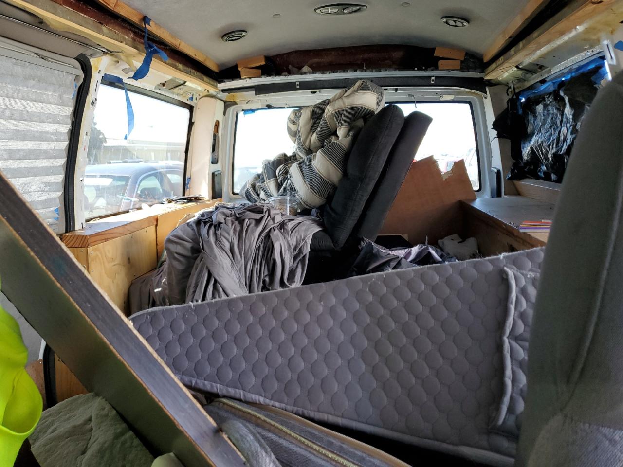 1GDDM19W11B515545 2001 GMC Safari Xt