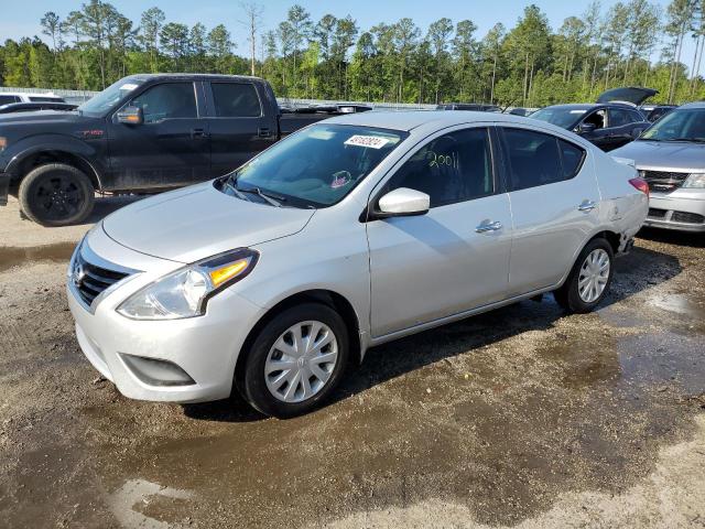 Lot #2471392954 2018 NISSAN VERSA SEDA salvage car