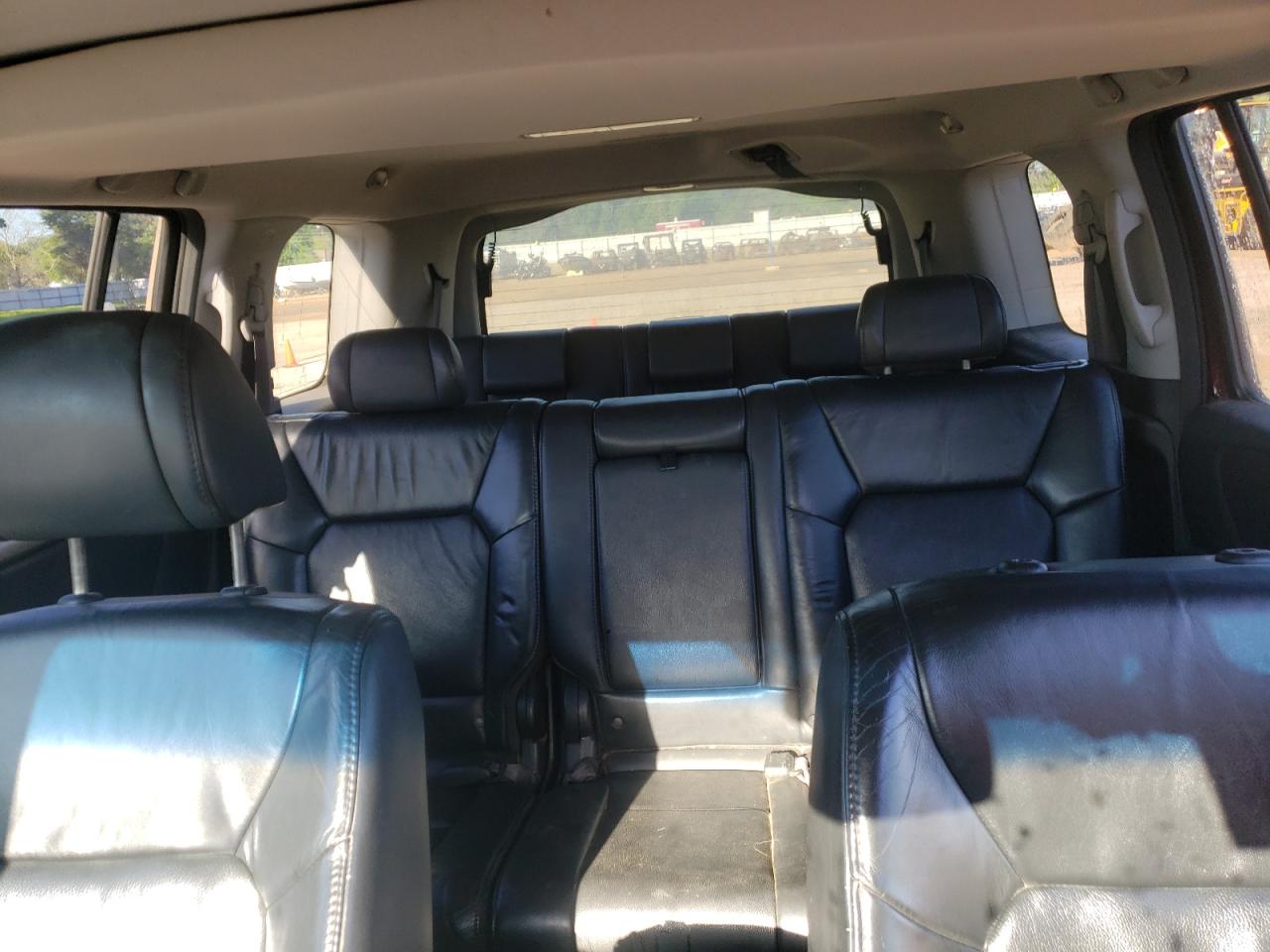 5FNYF4H55BB060773 2011 Honda Pilot Exl