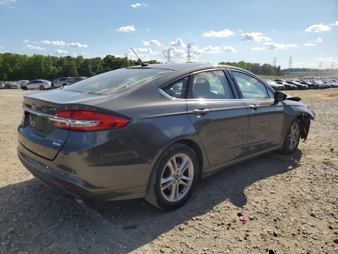 Lot #2776255334 2018 FORD FUSION SE