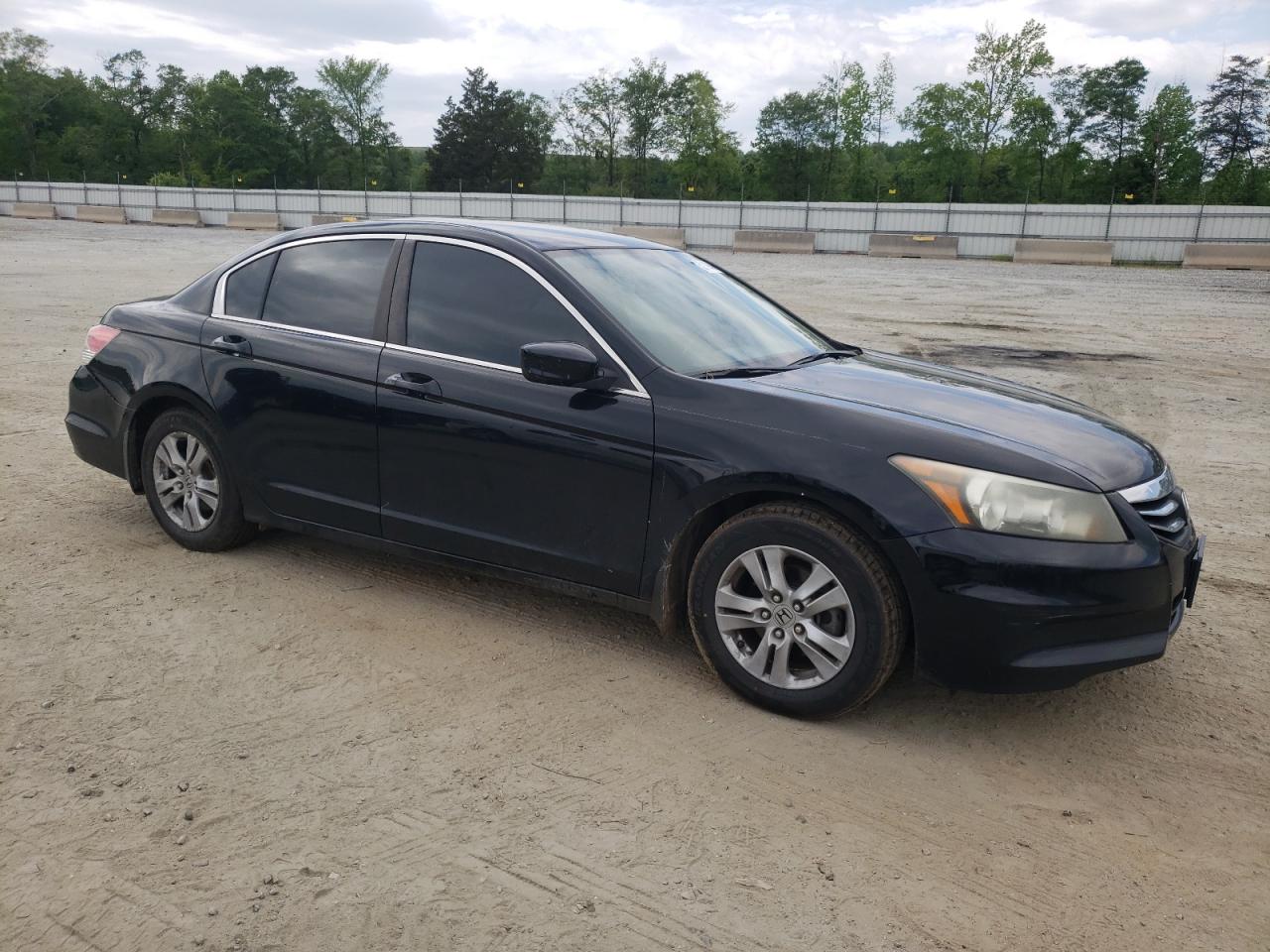 1HGCP2F67BA034497 2011 Honda Accord Se