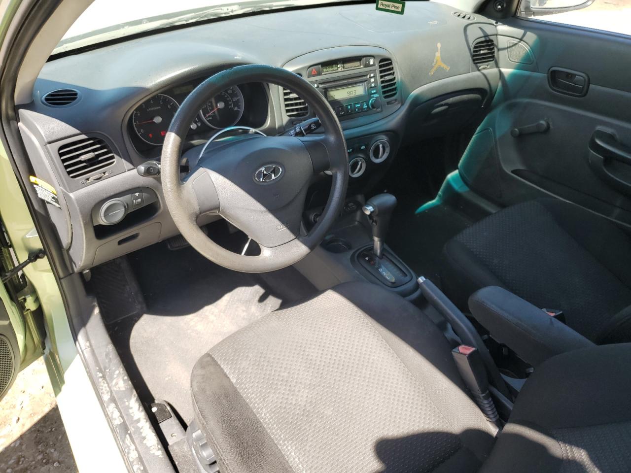 KMHCM36C77U017123 2007 Hyundai Accent Gs