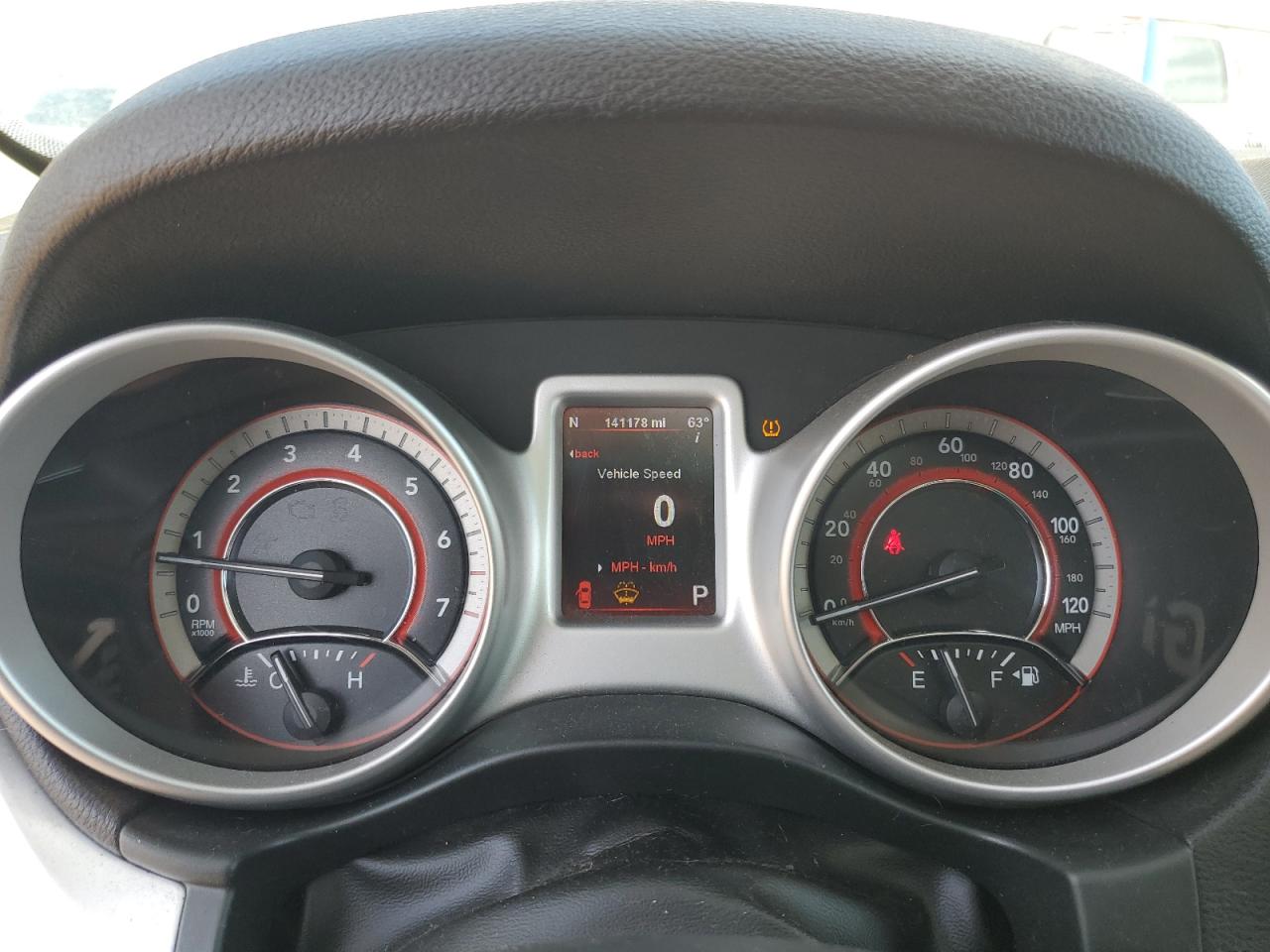 3D4PH9FG5BT505332 2011 Dodge Journey Lux