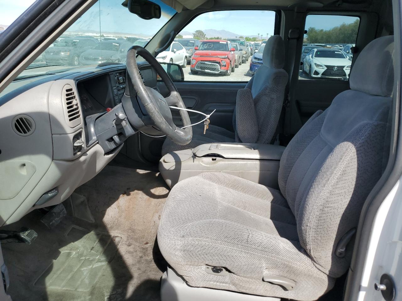 2GTEC19R7W1511917 1998 GMC Sierra C1500