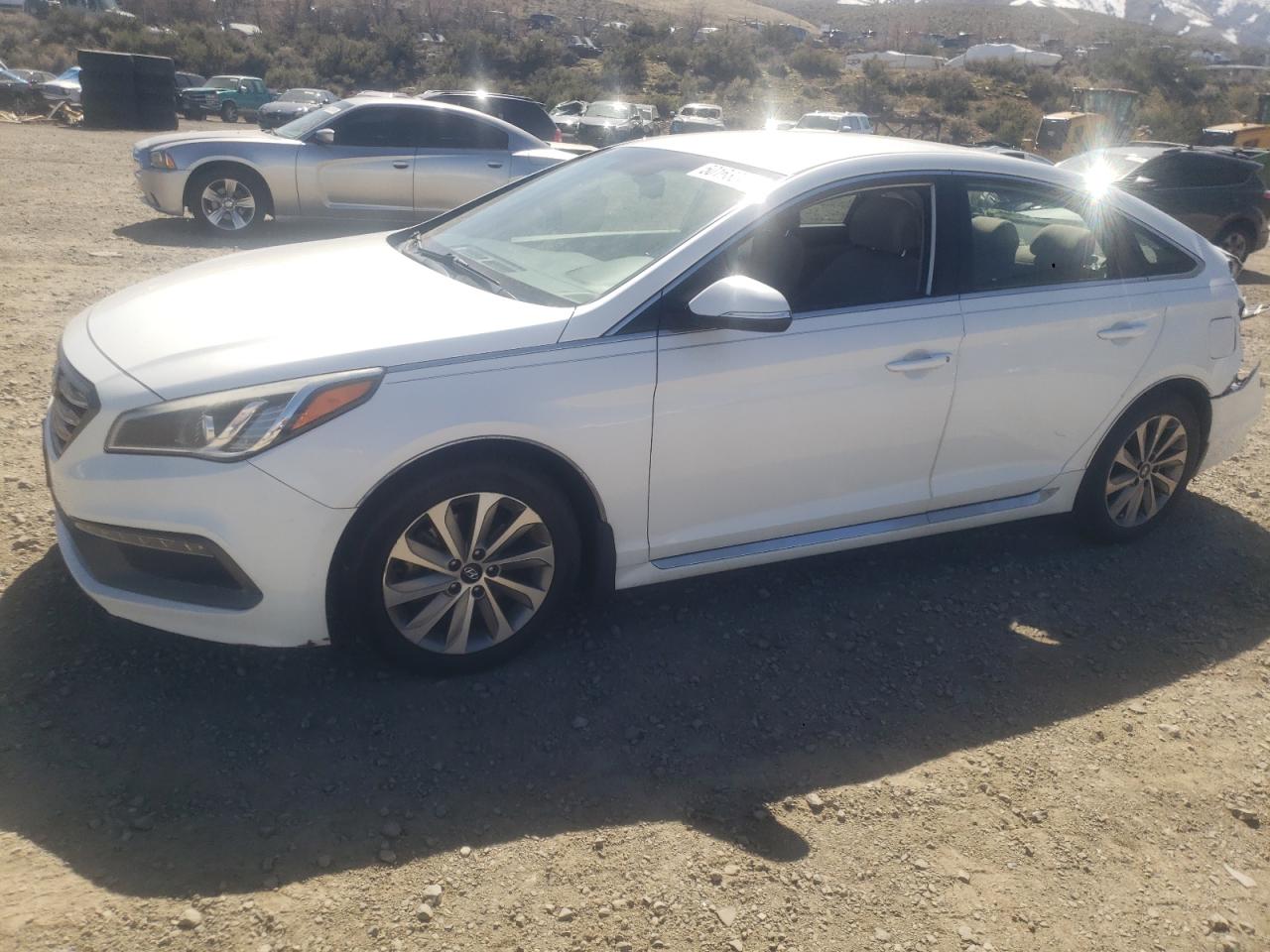 2015 Hyundai Sonata Sport vin: 5NPE34AF9FH049670