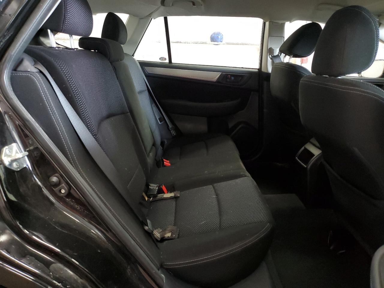 4S4BSAAC7J3263468 2018 Subaru Outback 2.5I