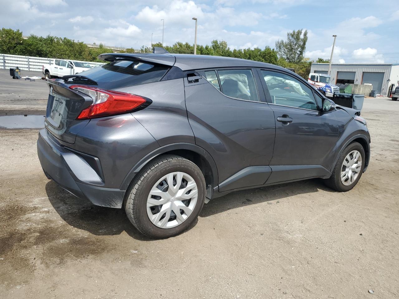 2021 Toyota C-Hr Xle vin: NMTKHMBX1MR119843