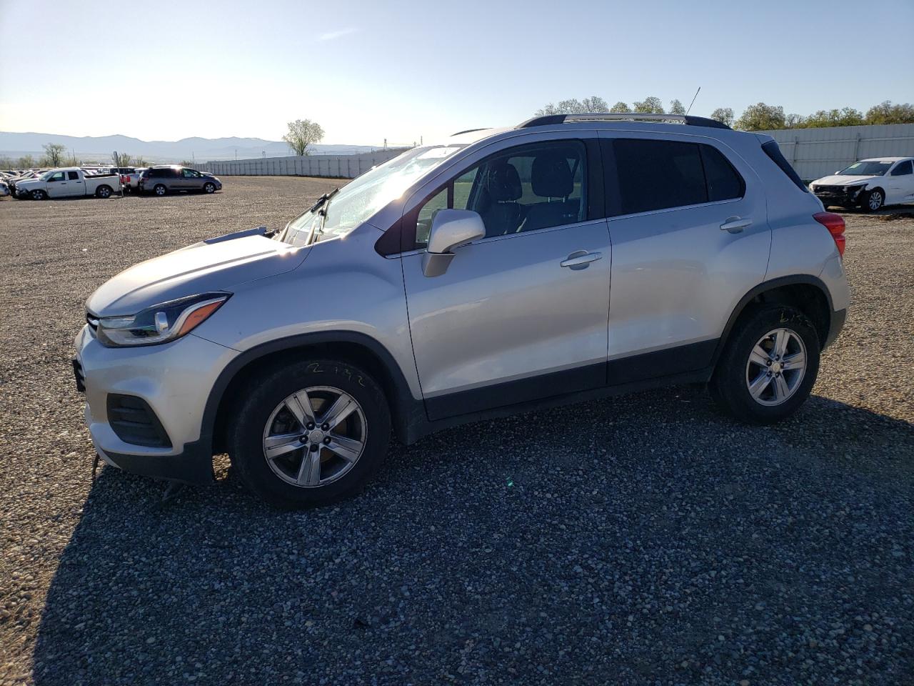 3GNCJPSBXJL268437 2018 Chevrolet Trax 1Lt