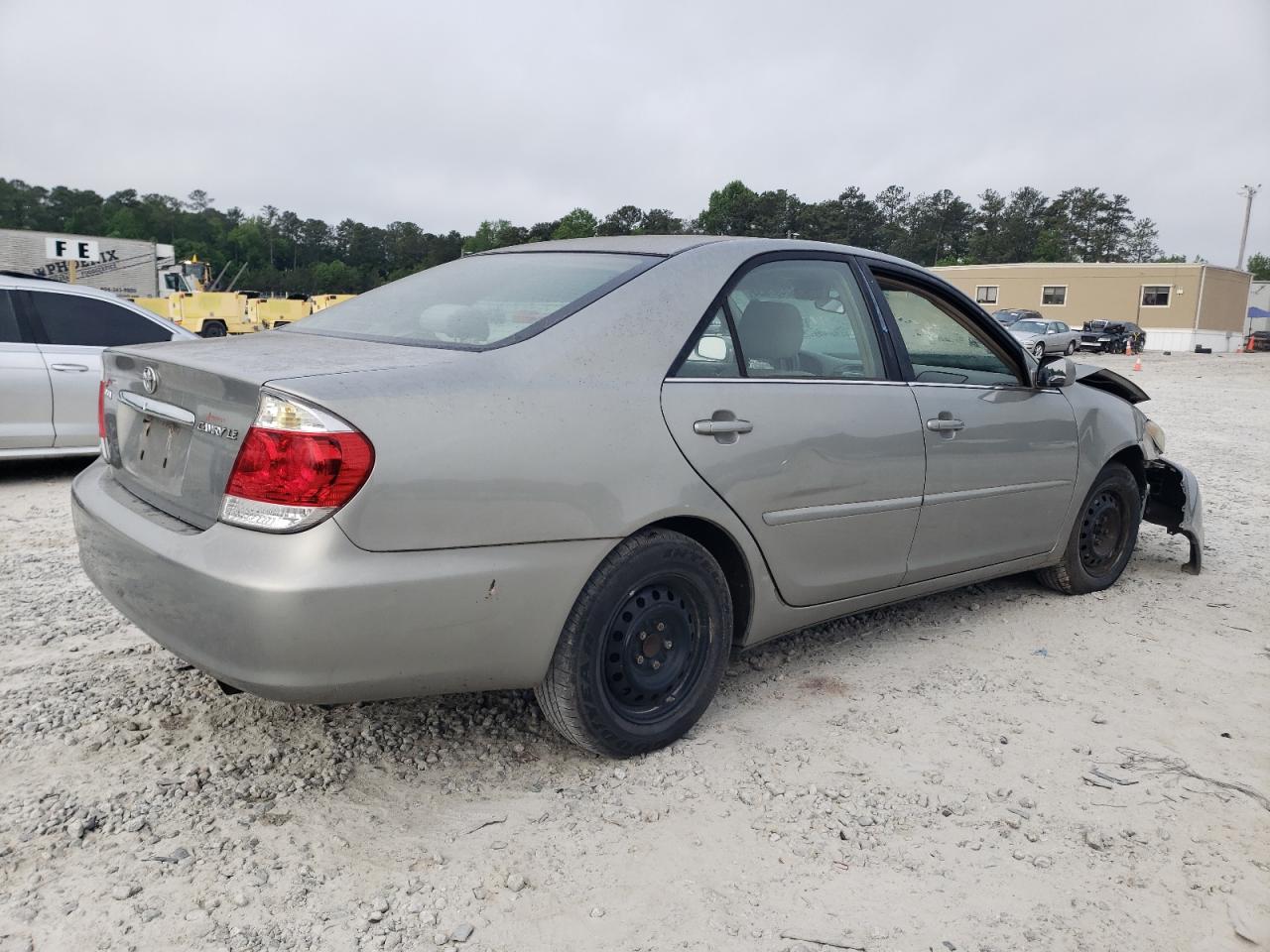 4T1BE32KX5U637757 2005 Toyota Camry Le