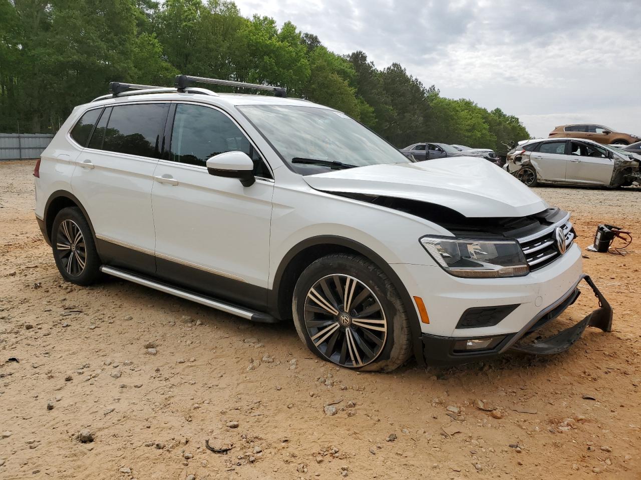 3VV3B7AX8KM094612 2019 Volkswagen Tiguan Se