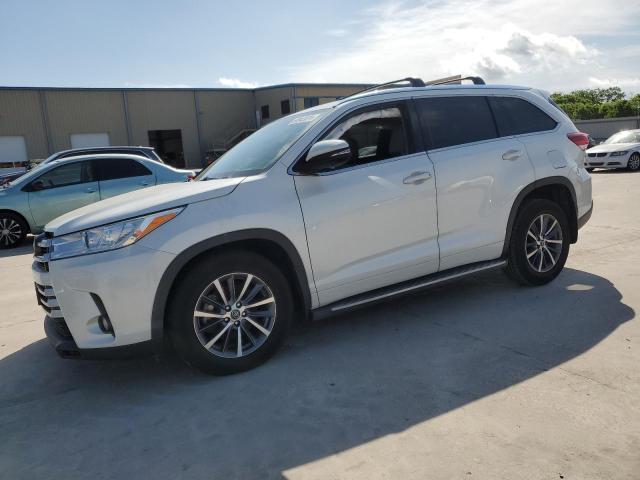 2018 Toyota Highlander Se VIN: 5TDKZRFH1JS279635 Lot: 50942074