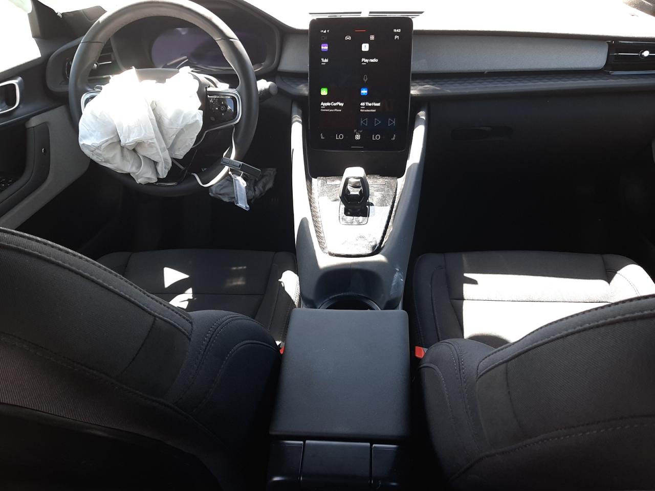 YSMEG3KAXPL145018 2023 Polestar 2