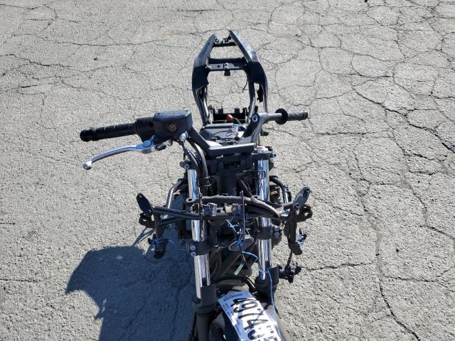 2017 KAWASAKI EX650 F - JKAEXEK19HDA04196