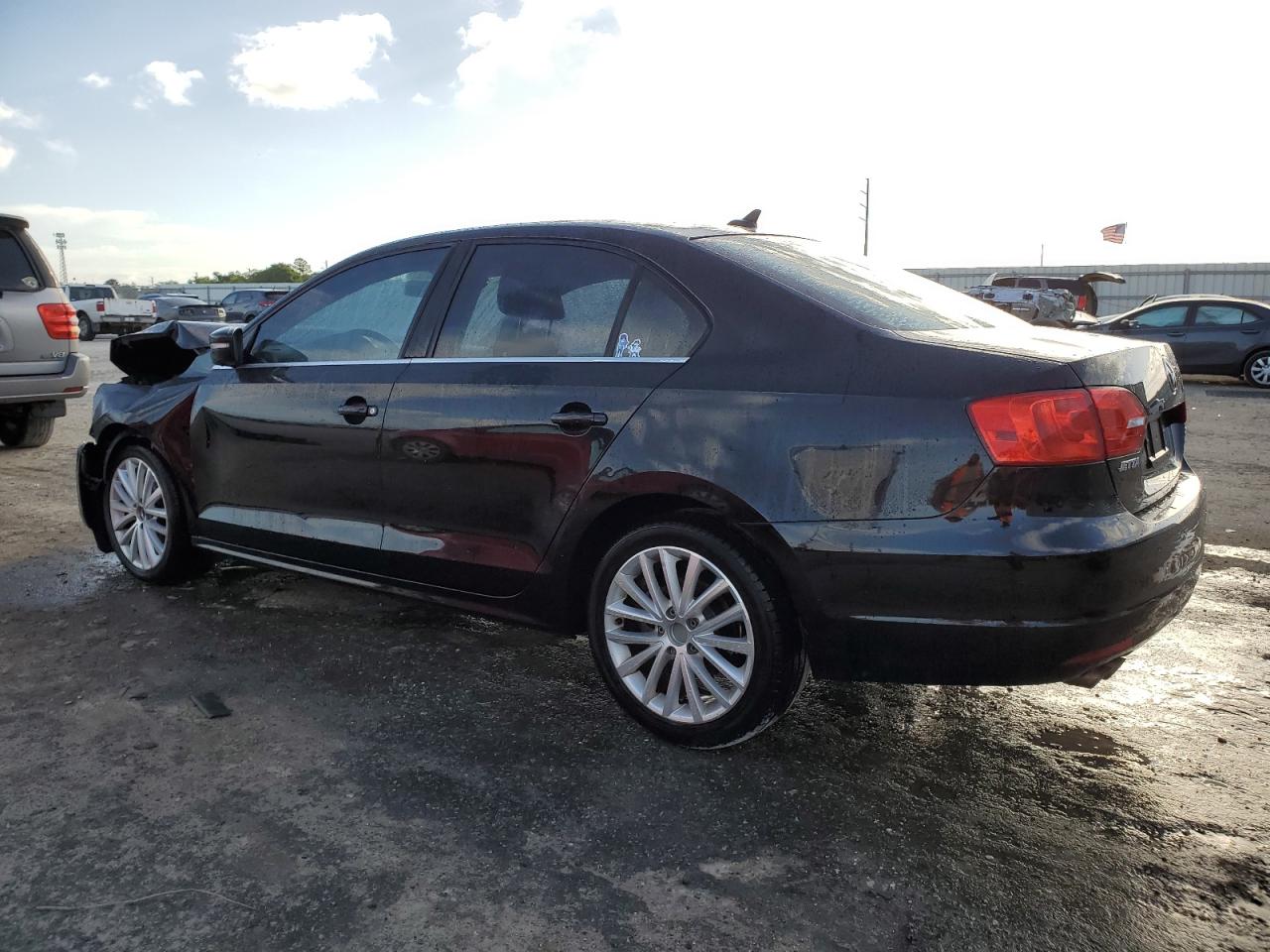 3VWLX7AJ6BM371248 2011 Volkswagen Jetta Sel