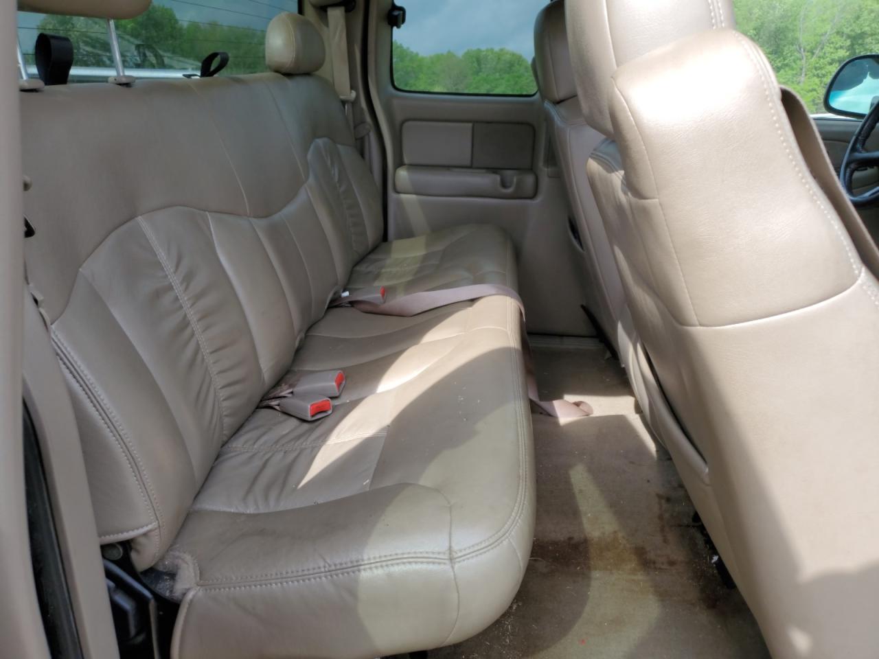 1GCEK19T52E209825 2002 Chevrolet Silverado K1500