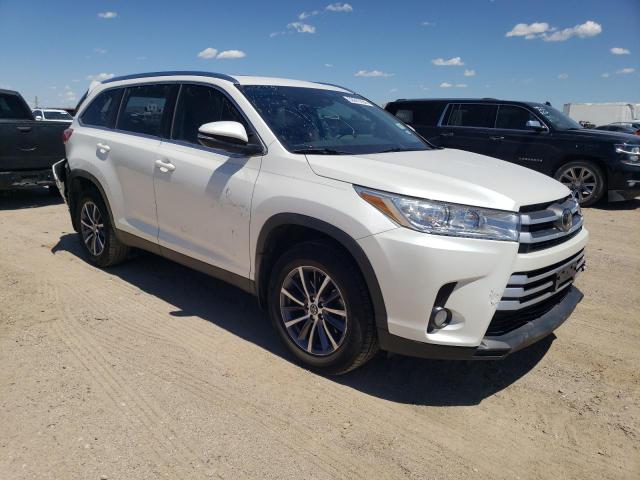 VIN 5TDKZRFHXKS565193 2019 Toyota Highlander, SE no.4