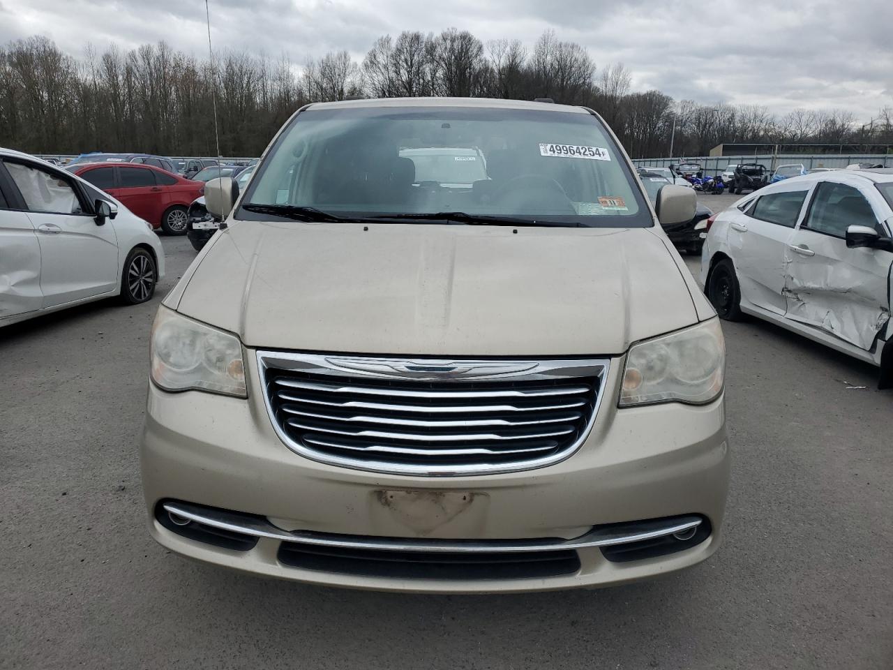 Lot #2519691225 2014 CHRYSLER TOWN & COU