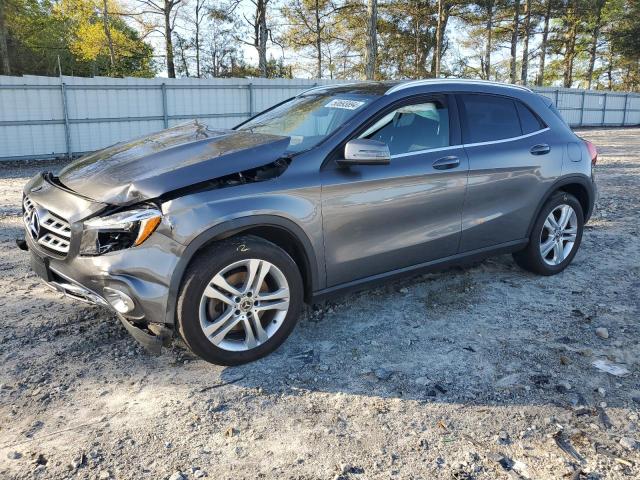 VIN WDCTG4GB4JJ469749 2018 Mercedes-Benz GLA-Class,... no.1