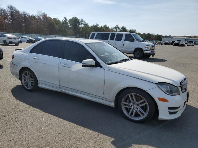 2013 Mercedes-Benz C 300 4Matic VIN: WDDGF8AB6DA816227 Lot: 51011834