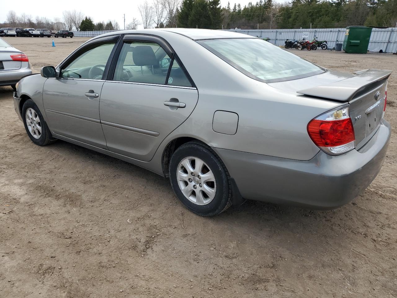 4T1BE32K75U609656 2005 Toyota Camry Le