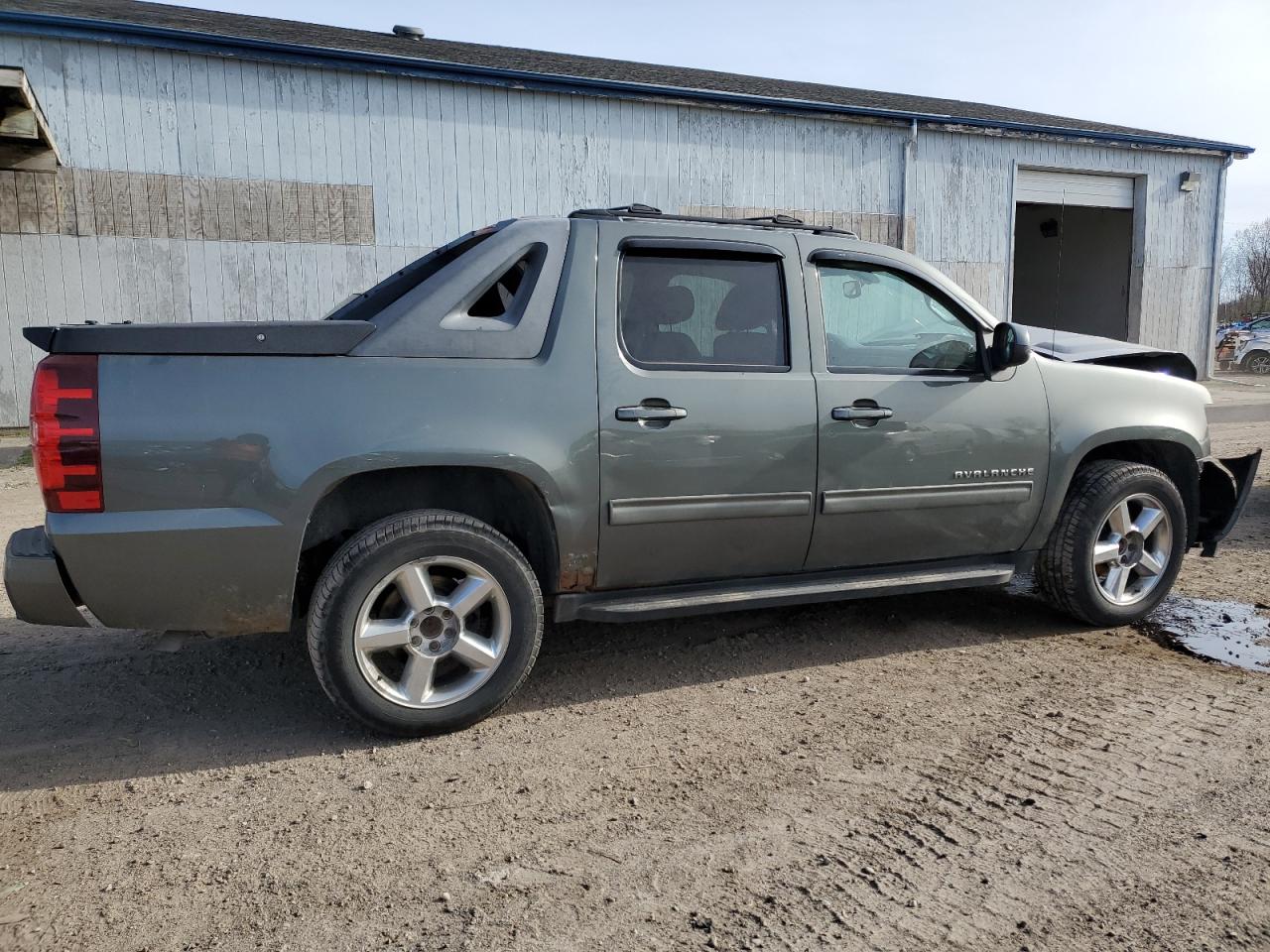 3GNTKEE3XBG127657 2011 Chevrolet Avalanche Ls