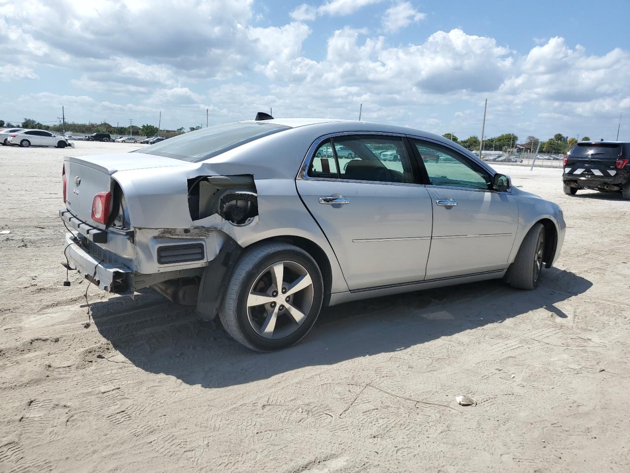 1G1ZC5E02CF211683 2012 Chevrolet Malibu 1Lt