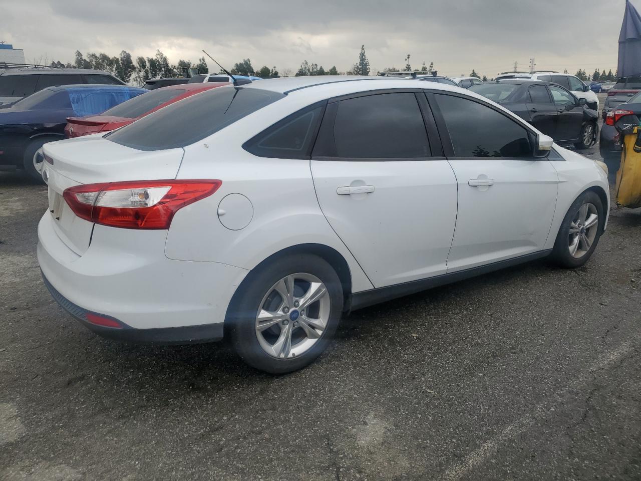 2013 Ford Focus Se vin: 1FADP3F22DL340820