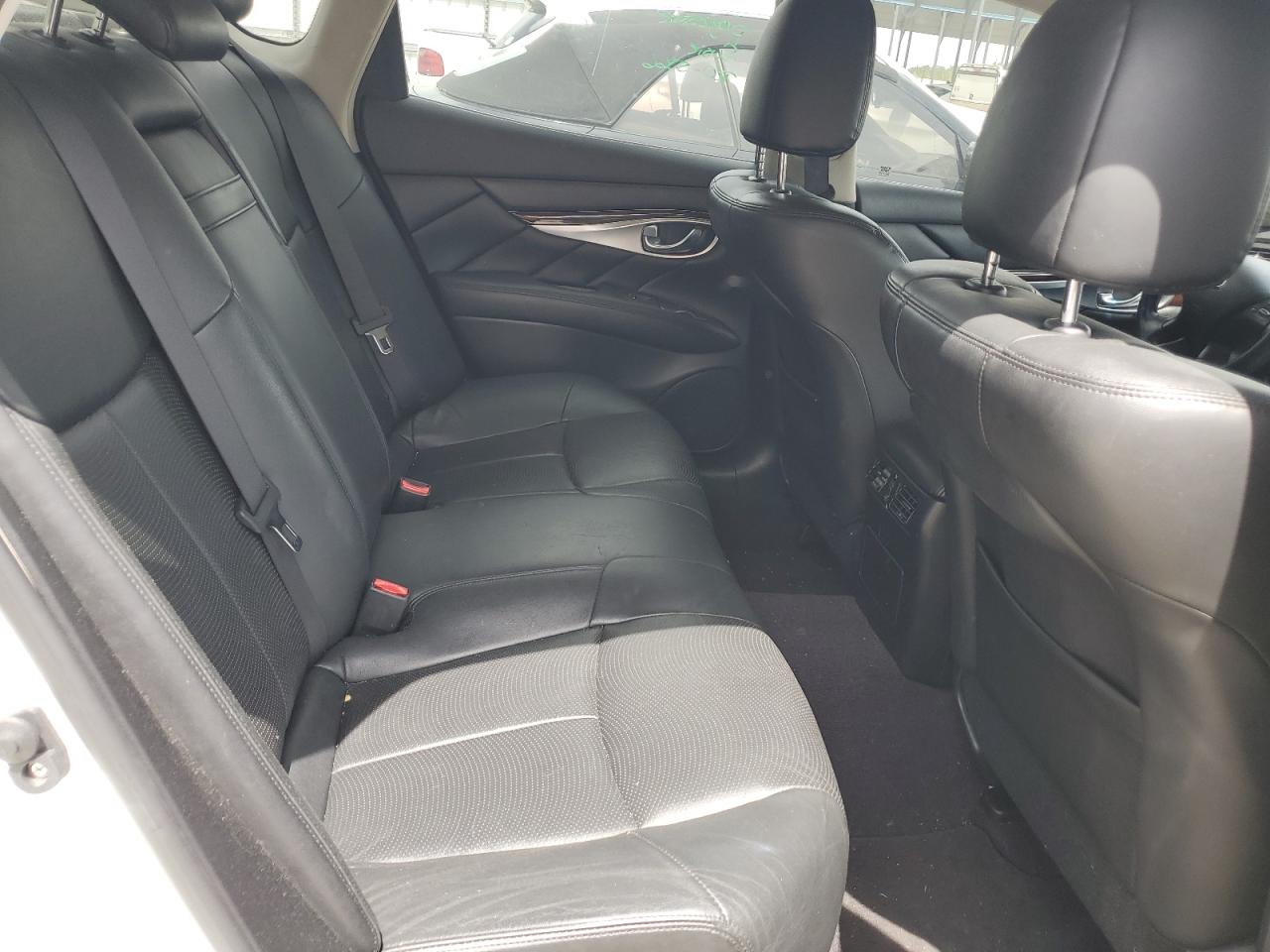 JN1BY1AP7FM540503 2015 Infiniti Q70 3.7