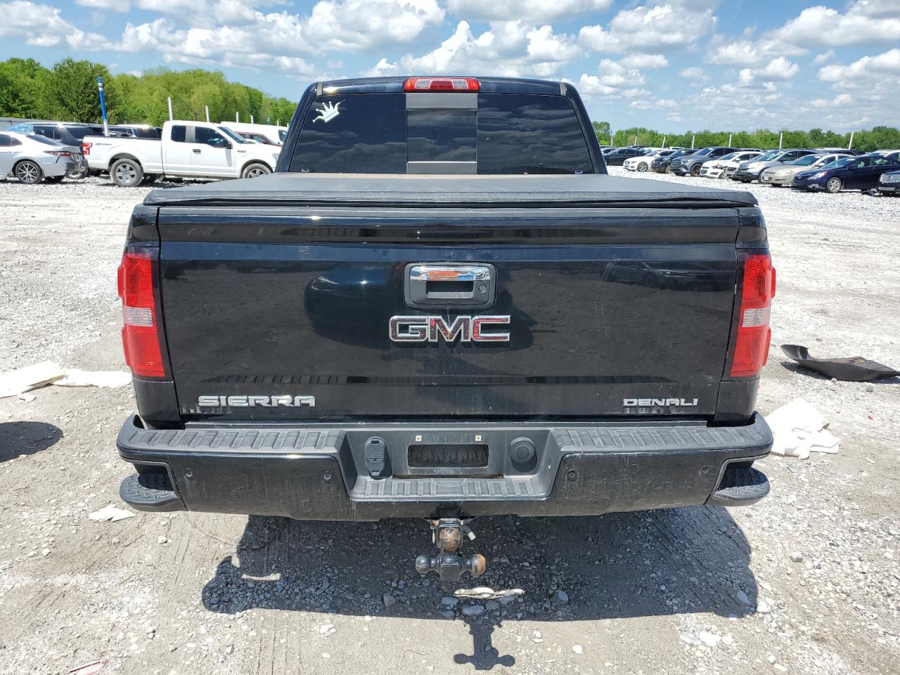 2015 GMC Sierra K1500 Denali vin: 3GTU2WEC4FG205374