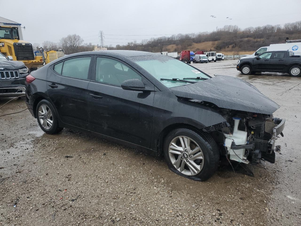 2019 Hyundai Elantra Sel vin: KMHD84LF2KU855713