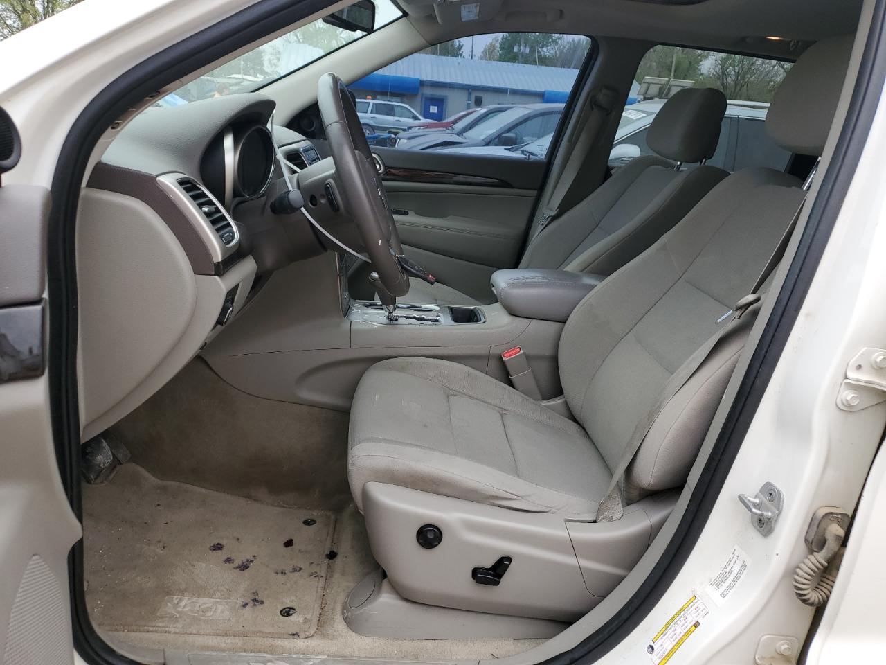 1C4RJFAG6CC289567 2012 Jeep Grand Cherokee Laredo