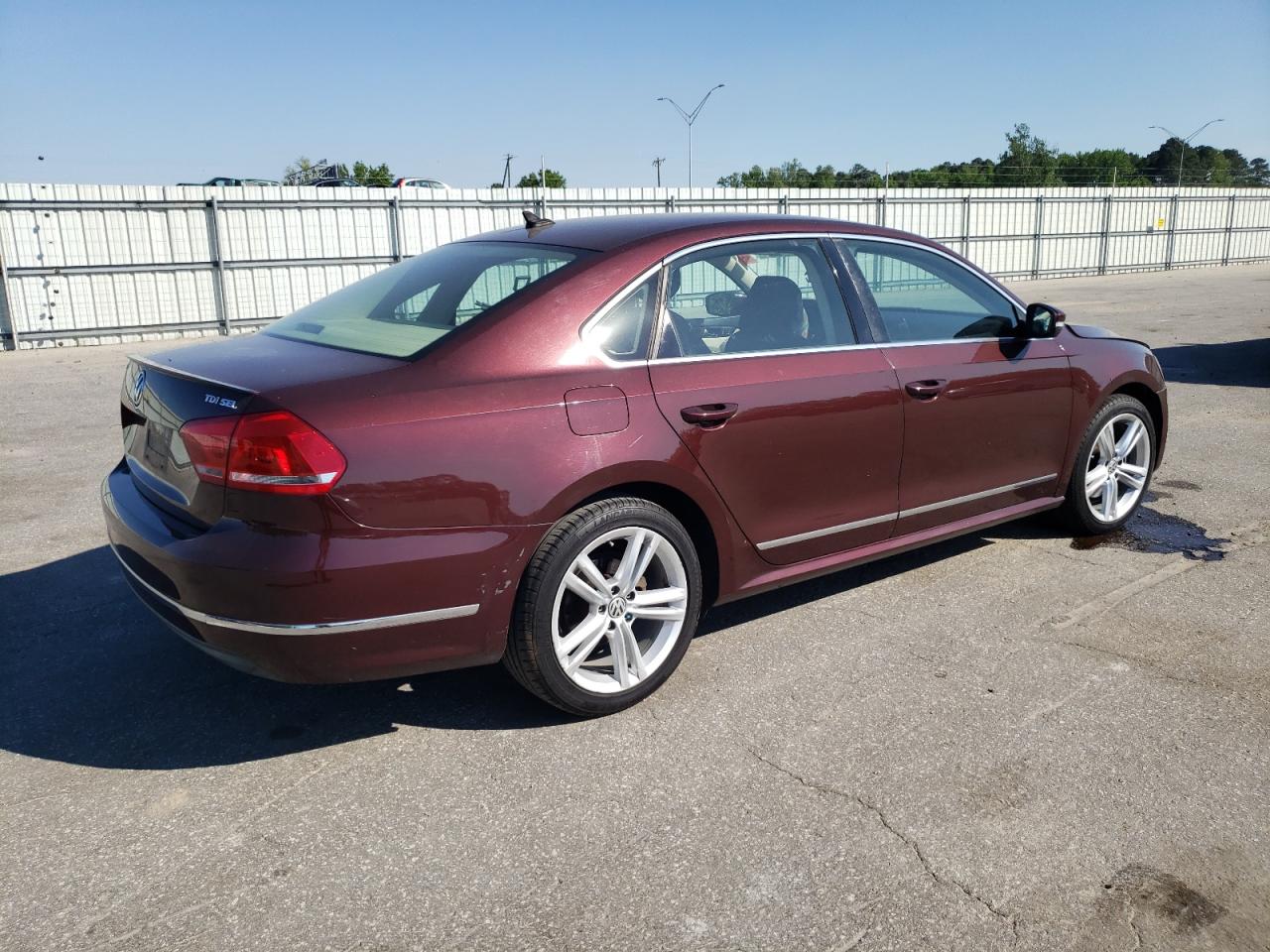 1VWCN7A3XDC148657 2013 Volkswagen Passat Sel